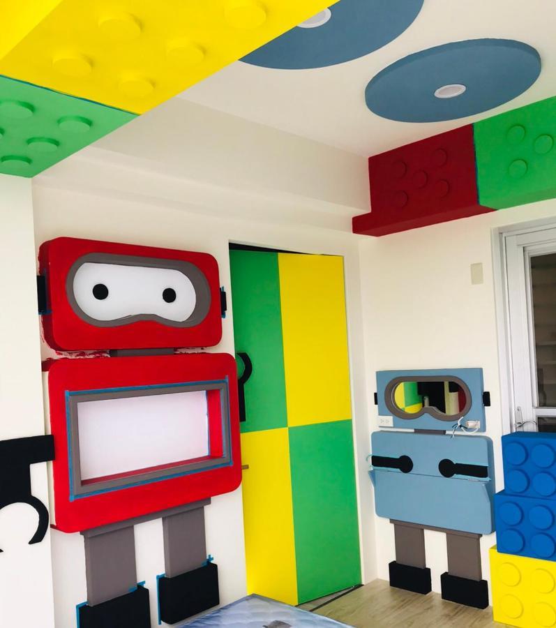 Fun Holiday Family Hostel Tainan Esterno foto