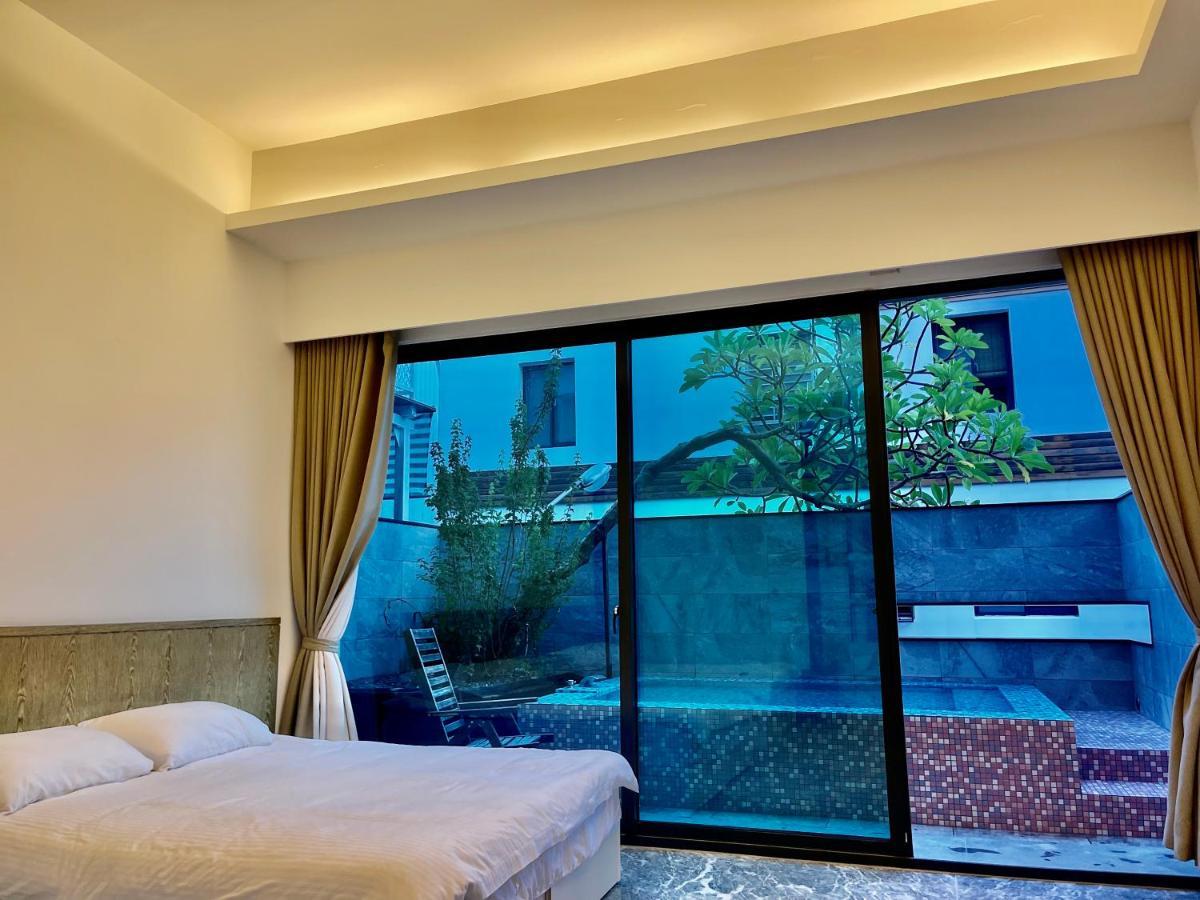 Fun Holiday Family Hostel Tainan Esterno foto