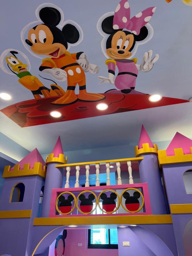 Fun Holiday Family Hostel Tainan Esterno foto