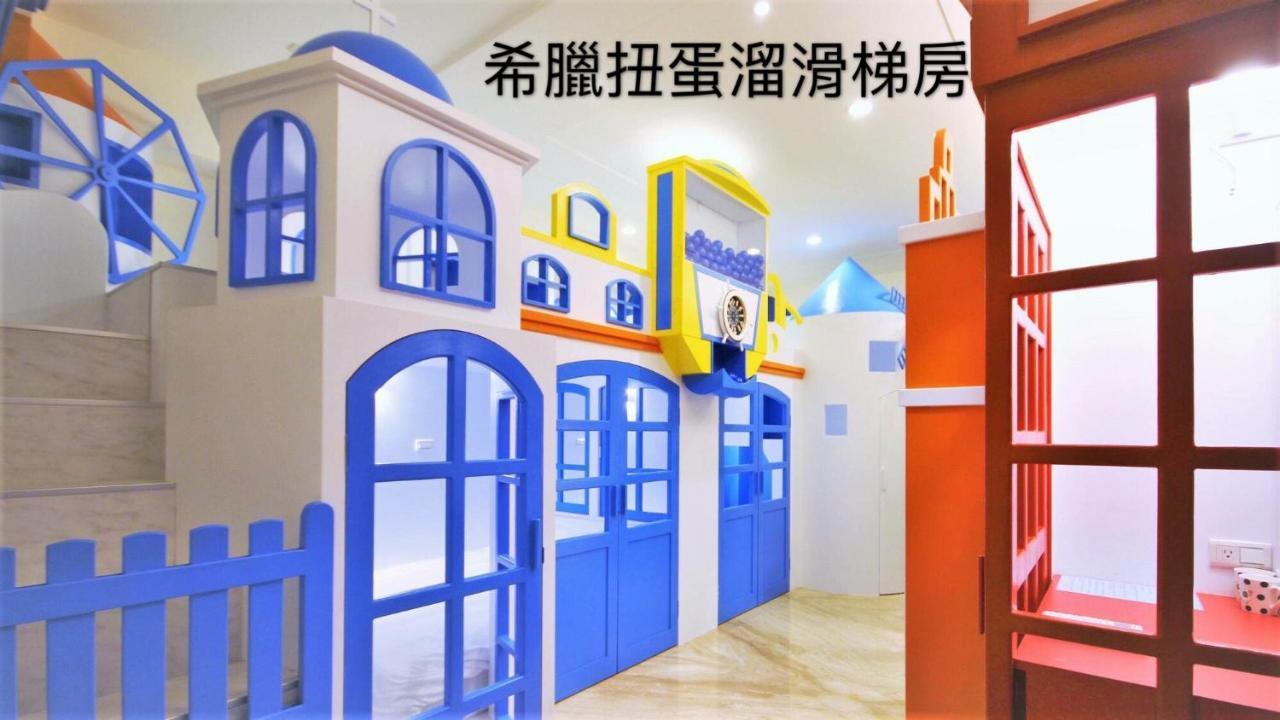 Fun Holiday Family Hostel Tainan Esterno foto