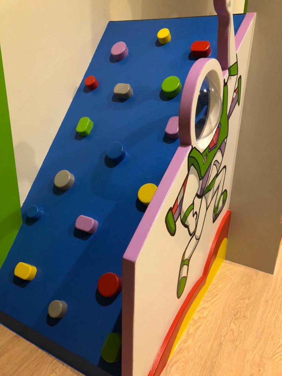 Fun Holiday Family Hostel Tainan Esterno foto