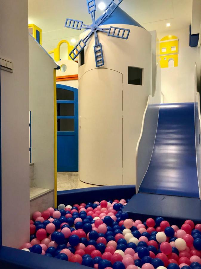Fun Holiday Family Hostel Tainan Esterno foto